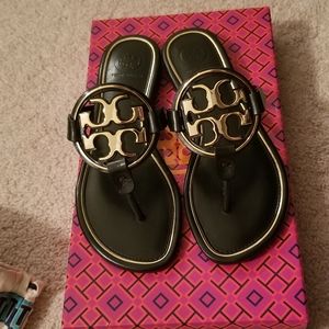 BRAND NEW MILLER METAL-LOGO SANDAL, LEATHER